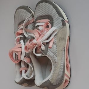 Puma Women's Size 7 Running Athletic Shoes Sneakers Vintage Rare